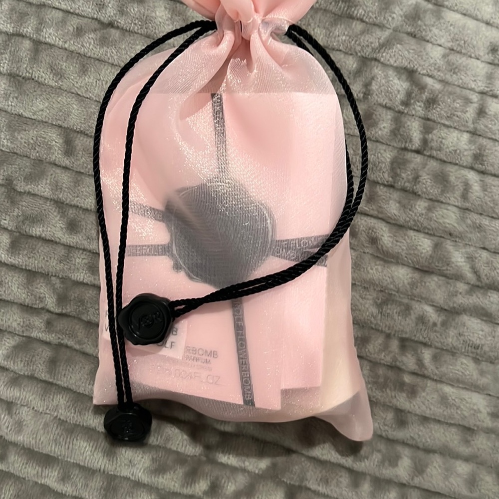 Viktor & Rolf flower goodie bag